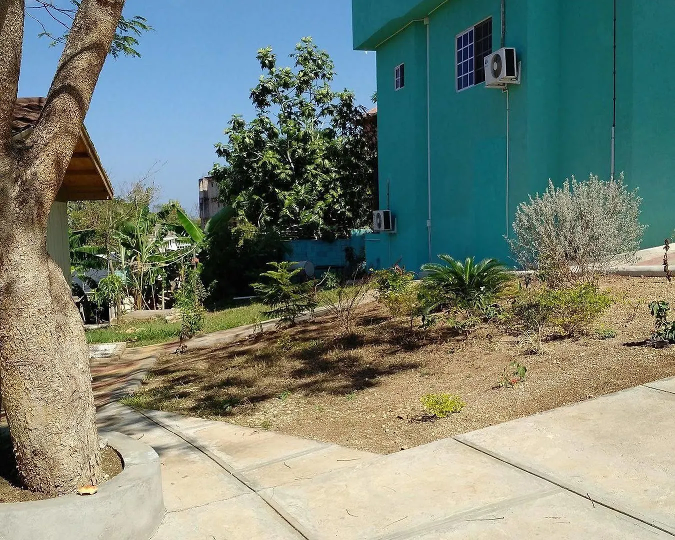 Hotel Negril Sky Blue Resorts