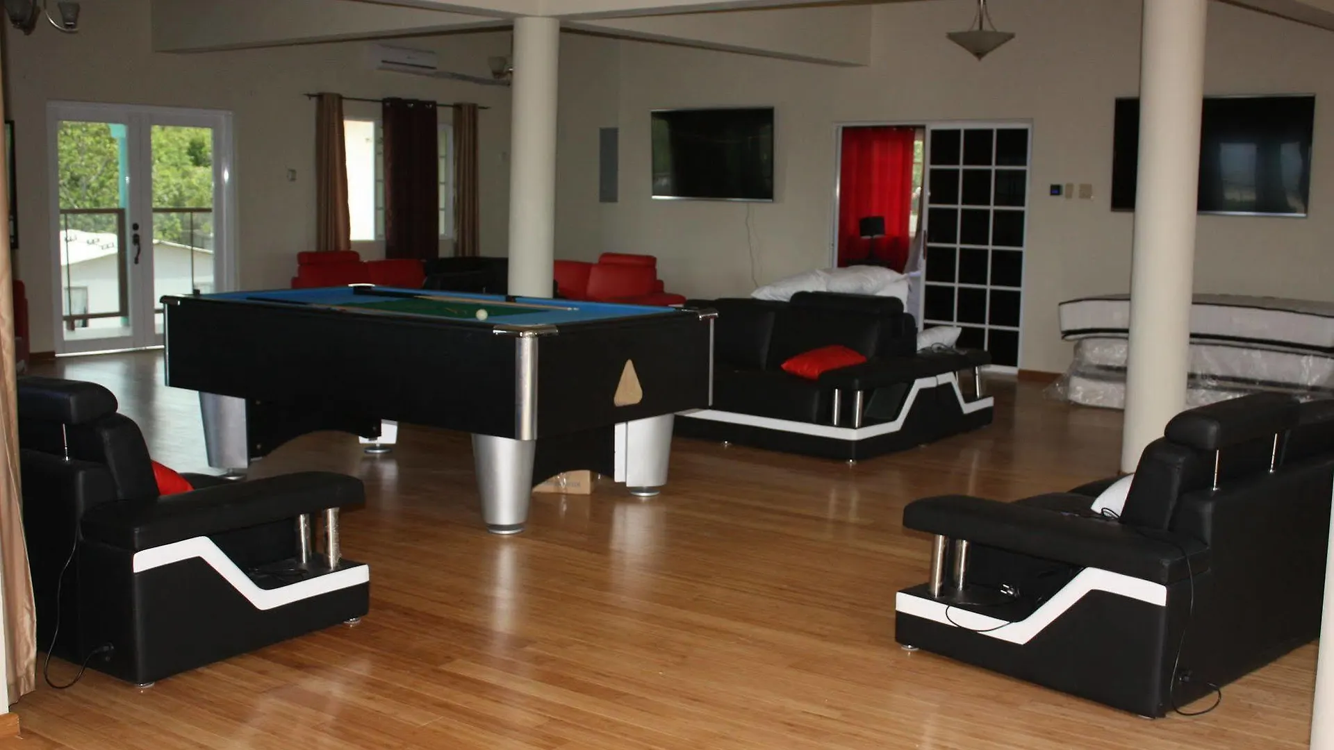 Hotel Negril Sky Blue Resorts